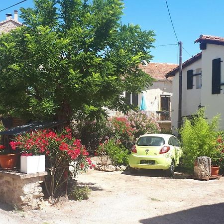 Jolie Petite Maison Dans Hameau En Pleine Nature Taussac-la-Billiere Exteriör bild